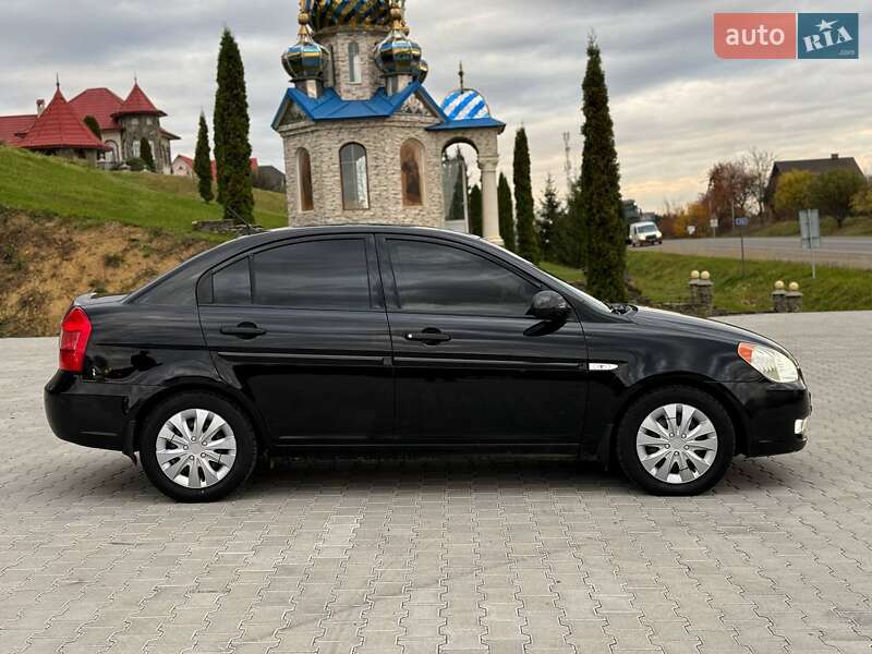 Седан Hyundai Accent 2007 в Черновцах