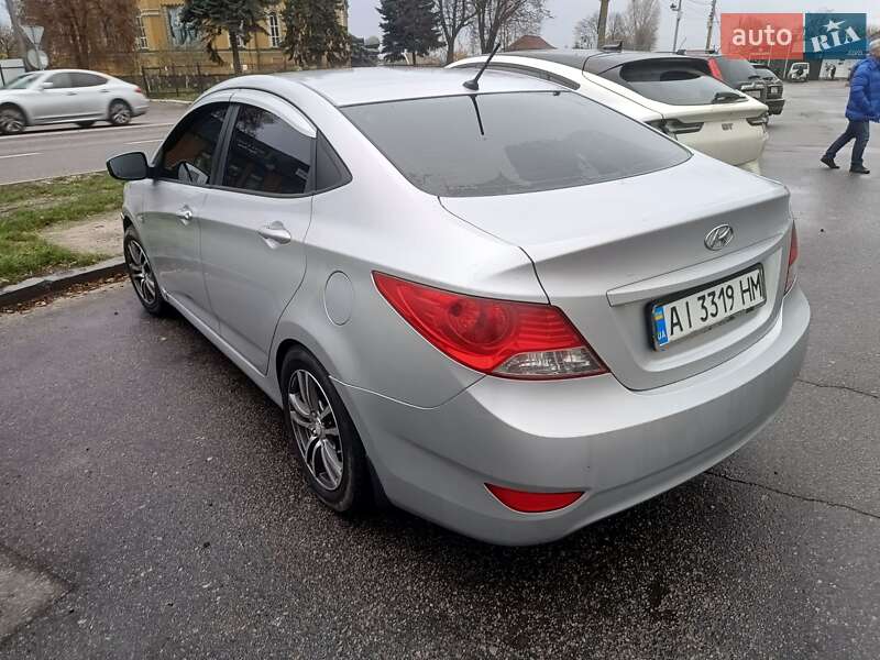 Седан Hyundai Accent 2011 в Новых Петровцах фото 7 Седан Hyundai Accent 2011 в Новых Петровцах