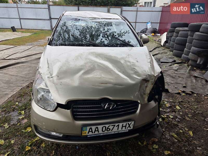 Седан Hyundai Accent 2011 в Киеве