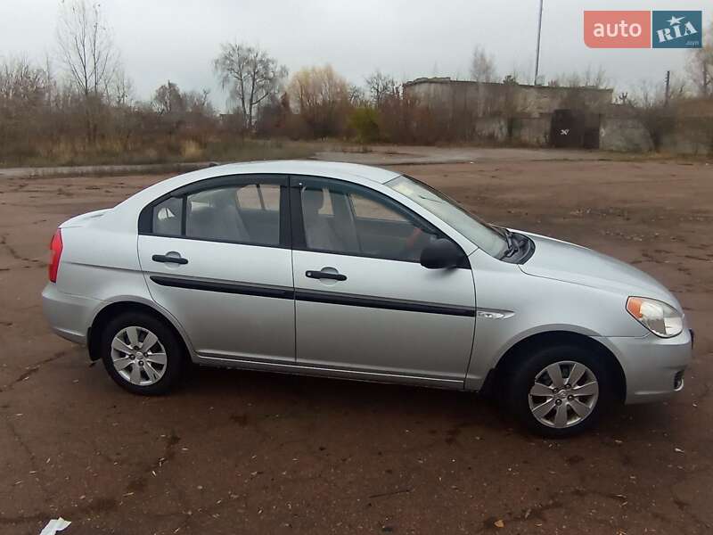 Седан Hyundai Accent 2010 в Мені фото 7 Седан Hyundai Accent 2010 в Мені