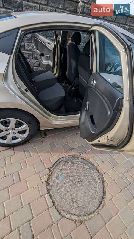 Седан Hyundai Accent 2012 в Києві