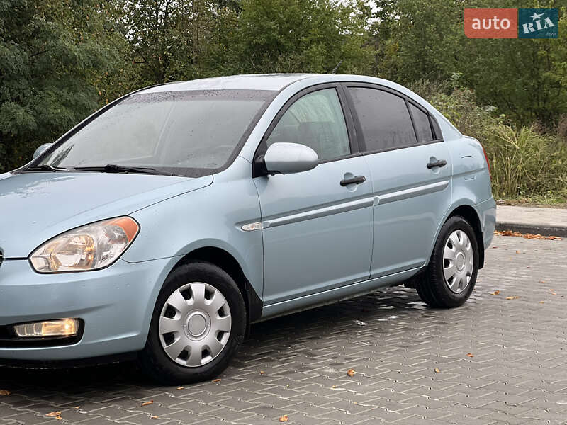 Седан Hyundai Accent 2007 в Стрию