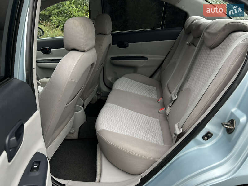 Седан Hyundai Accent 2007 в Стрию