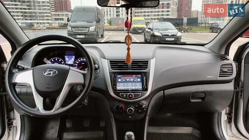 Седан Hyundai Accent 2011 в Киеве фото 5 Седан Hyundai Accent 2011 в Киеве