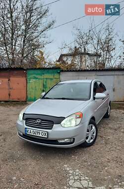 Седан Hyundai Accent 2008 в Киеве