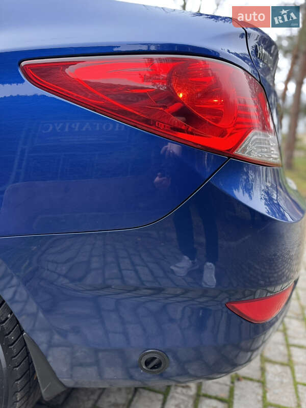Седан Hyundai Accent 2013 в Дергачах фото 12 Седан Hyundai Accent 2013 в Дергачах