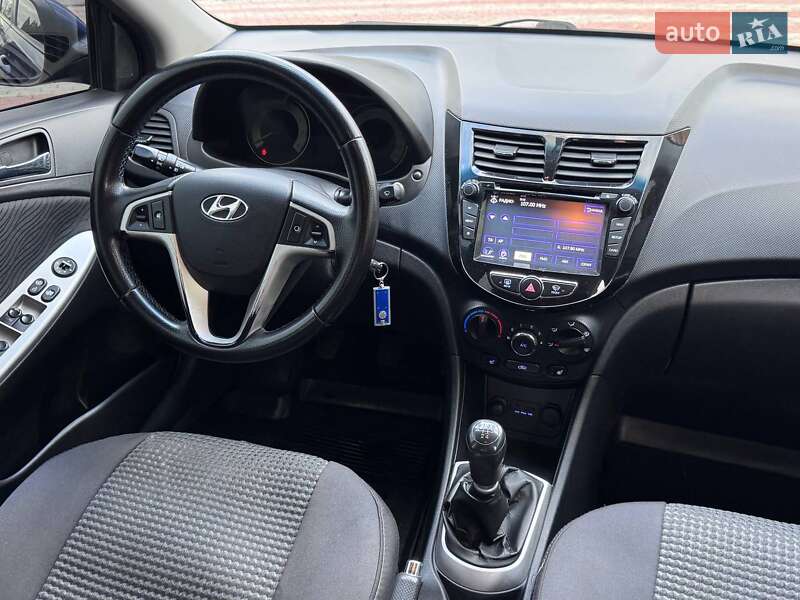 Седан Hyundai Accent 2012 в Запорожье