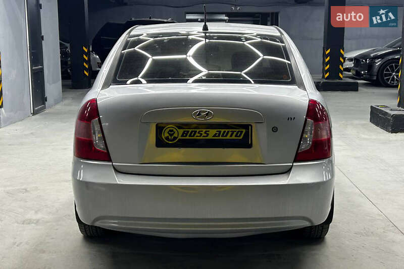 Седан Hyundai Accent 2008 в Черновцах фото 5 Седан Hyundai Accent 2008 в Черновцах