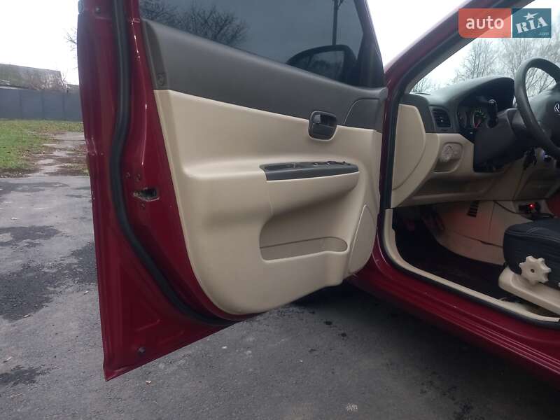 Седан Hyundai Accent 2007 в Сребном фото 17 Седан Hyundai Accent 2007 в Сребном