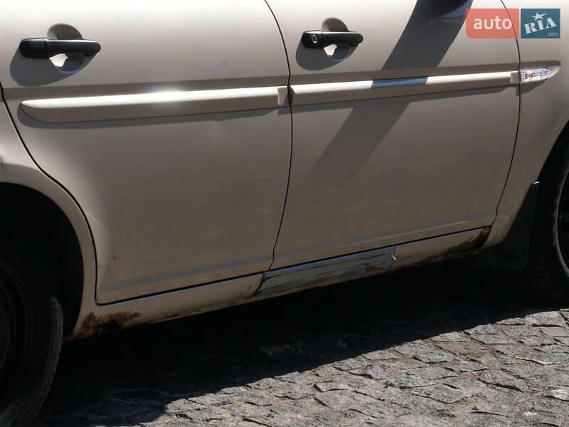 Седан Hyundai Accent 2008 в Дніпрі