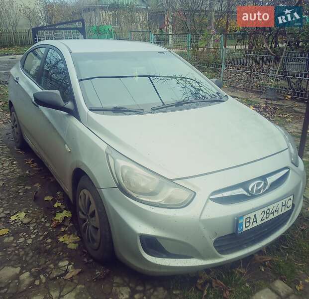 Седан Hyundai Accent 2012 в Кривом Озере фото 3 Седан Hyundai Accent 2012 в Кривом Озере