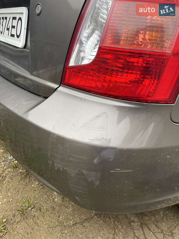 Седан Hyundai Accent 2009 в Буштыне