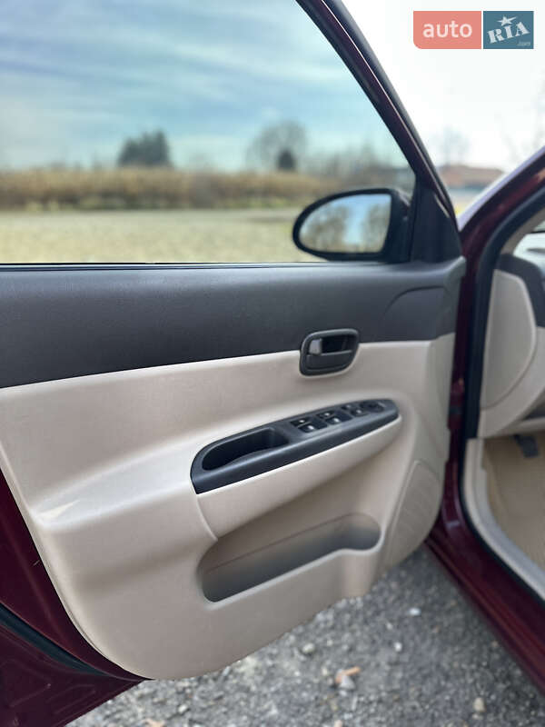 Седан Hyundai Accent 2009 в Коломые фото 18 Седан Hyundai Accent 2009 в Коломые