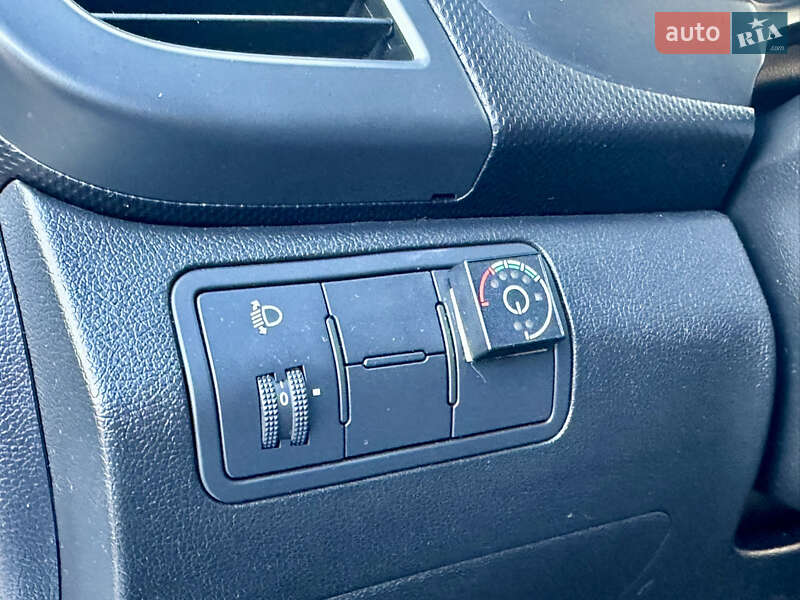 Седан Hyundai Accent 2013 в Дніпрі фото 19 Седан Hyundai Accent 2013 в Дніпрі