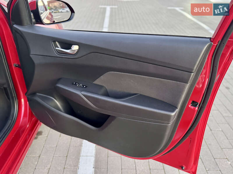 Седан Hyundai Accent 2019 в Одесі фото 61 Седан Hyundai Accent 2019 в Одесі