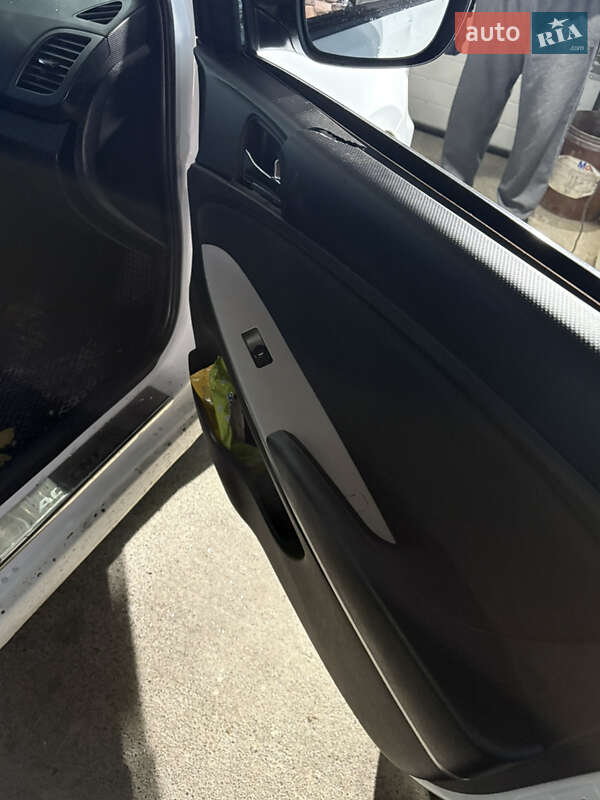 Седан Hyundai Accent 2013 в Краматорске