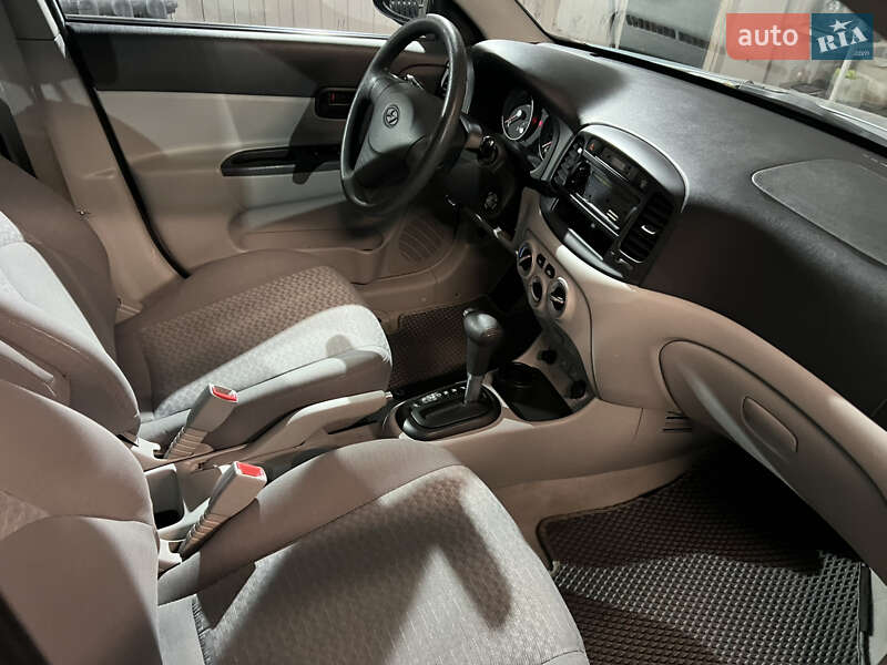Седан Hyundai Accent 2009 в Києві фото 5 Седан Hyundai Accent 2009 в Києві