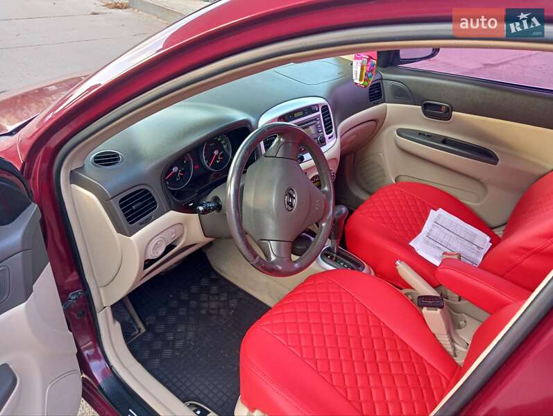 Седан Hyundai Accent 2006 в Дніпрі