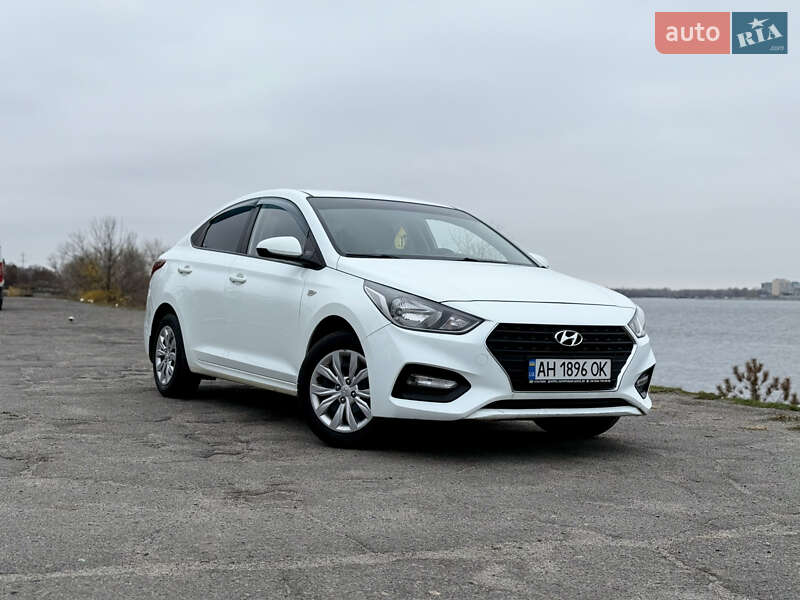 Седан Hyundai Accent 2017 в Дніпрі фото 2 Седан Hyundai Accent 2017 в Дніпрі