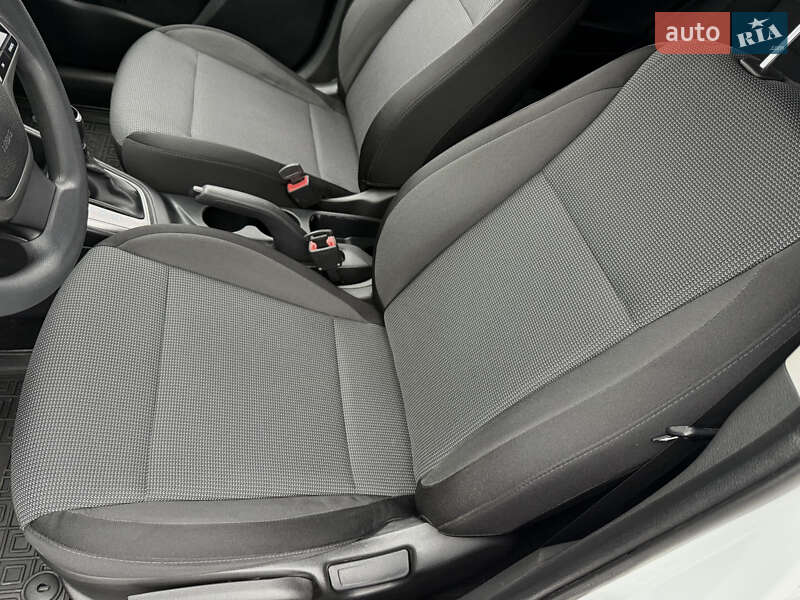 Седан Hyundai Accent 2017 в Дніпрі фото 17 Седан Hyundai Accent 2017 в Дніпрі