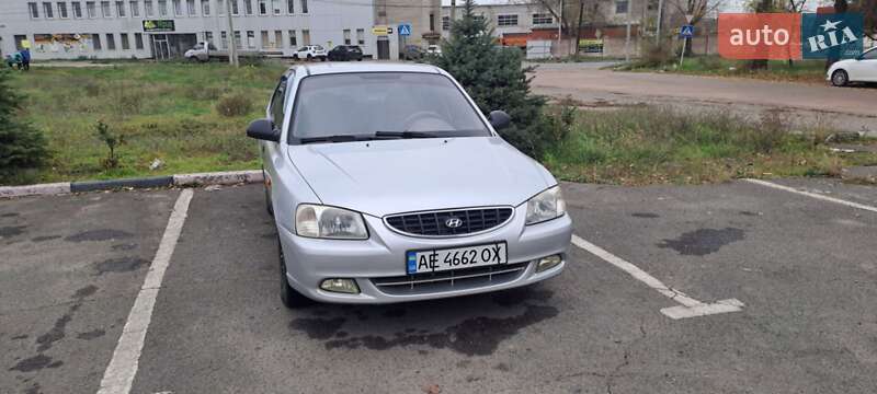 Седан Hyundai Accent 2002 в Кривом Роге фото 3 Седан Hyundai Accent 2002 в Кривом Роге