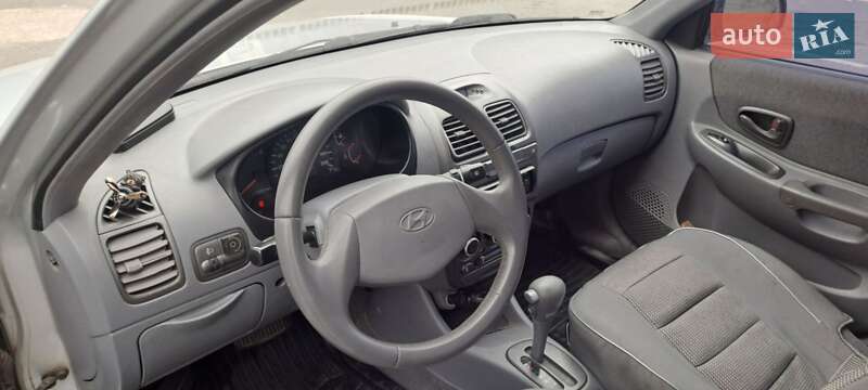 Седан Hyundai Accent 2002 в Кривом Роге фото 11 Седан Hyundai Accent 2002 в Кривом Роге