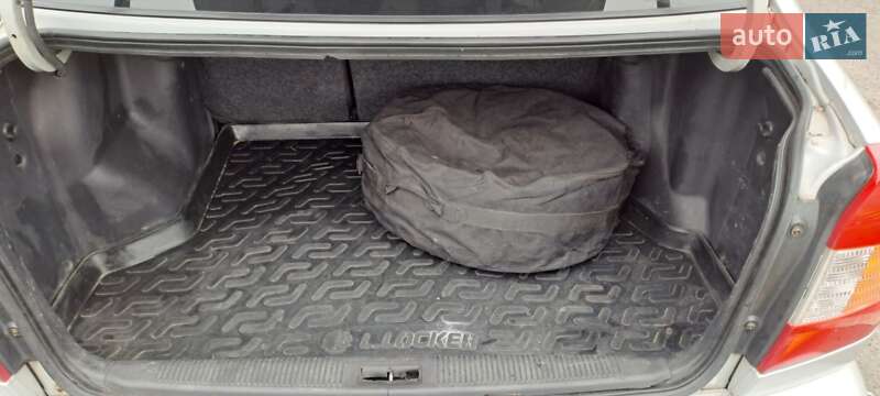 Седан Hyundai Accent 2002 в Кривом Роге фото 17 Седан Hyundai Accent 2002 в Кривом Роге