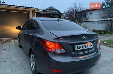 Седан Hyundai Accent 2012 в Киеве