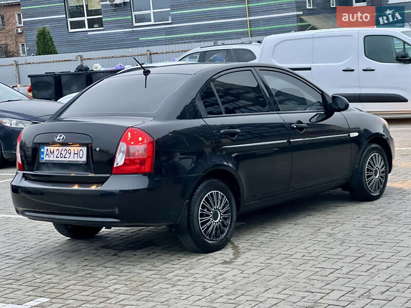 Седан Hyundai Accent 2008 в Житомире