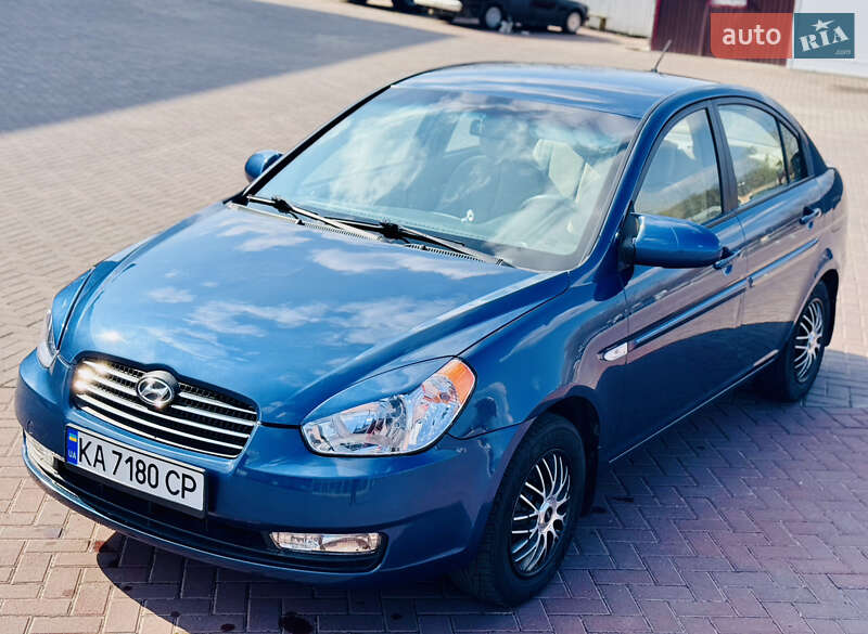 Седан Hyundai Accent 2008 в Ровно