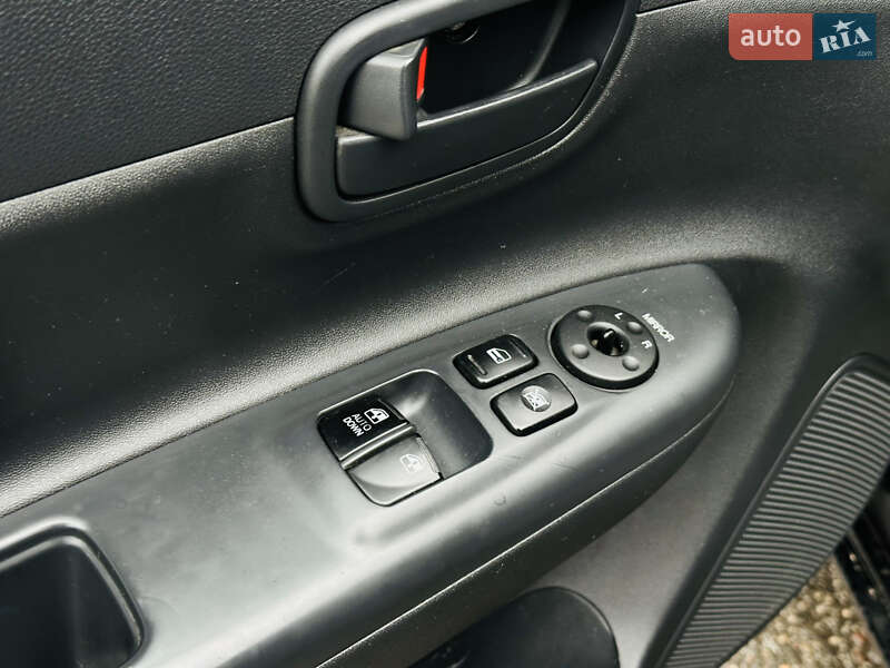 Хэтчбек Hyundai Accent 2007 в Харькове фото 20 Хэтчбек Hyundai Accent 2007 в Харькове