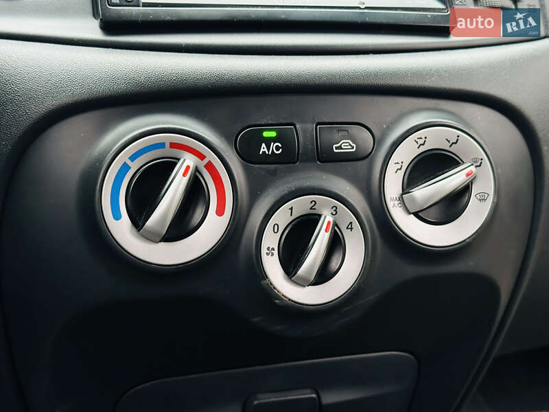 Хэтчбек Hyundai Accent 2007 в Харькове фото 24 Хэтчбек Hyundai Accent 2007 в Харькове