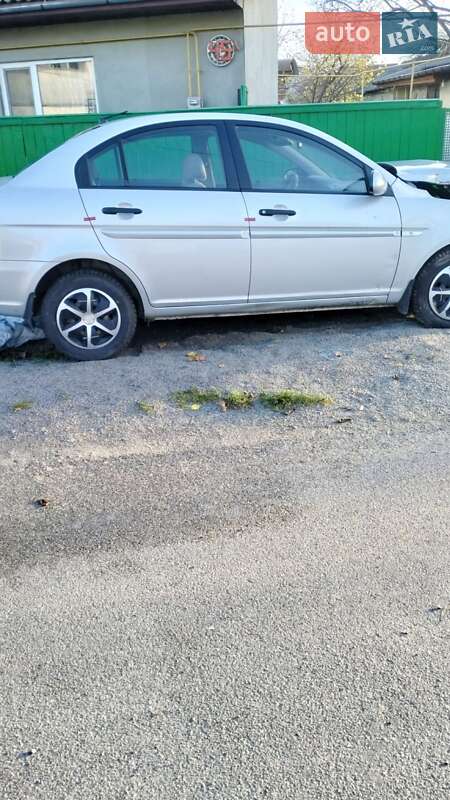 Хэтчбек Hyundai Accent 2007 в Виннице