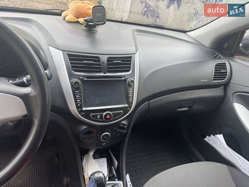 Седан Hyundai Accent 2012 в Одессе фото 11 Седан Hyundai Accent 2012 в Одессе