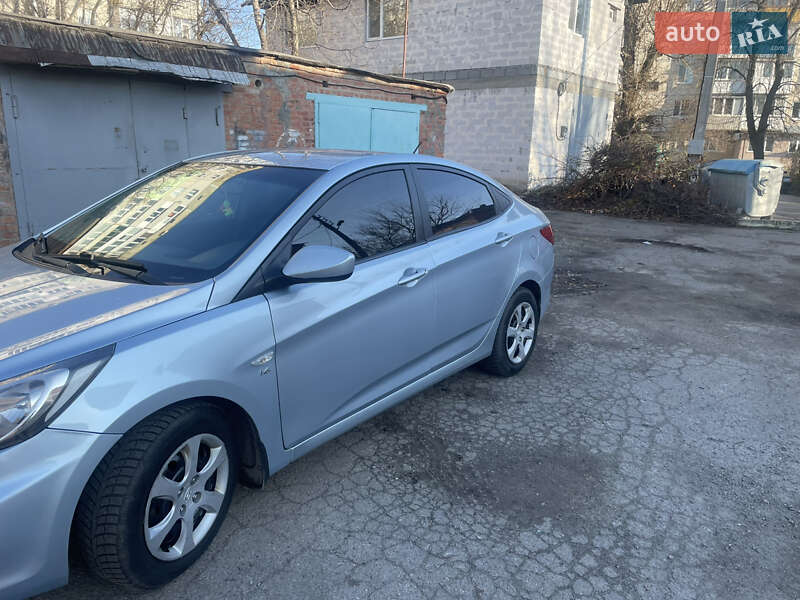 Седан Hyundai Accent 2011 в Білій Церкві фото 2 Седан Hyundai Accent 2011 в Білій Церкві