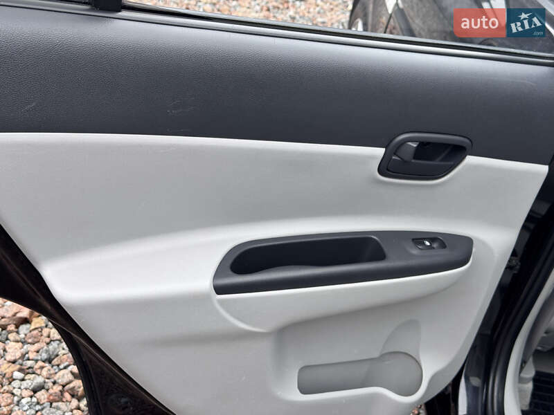 Седан Hyundai Accent 2008 в Одессе