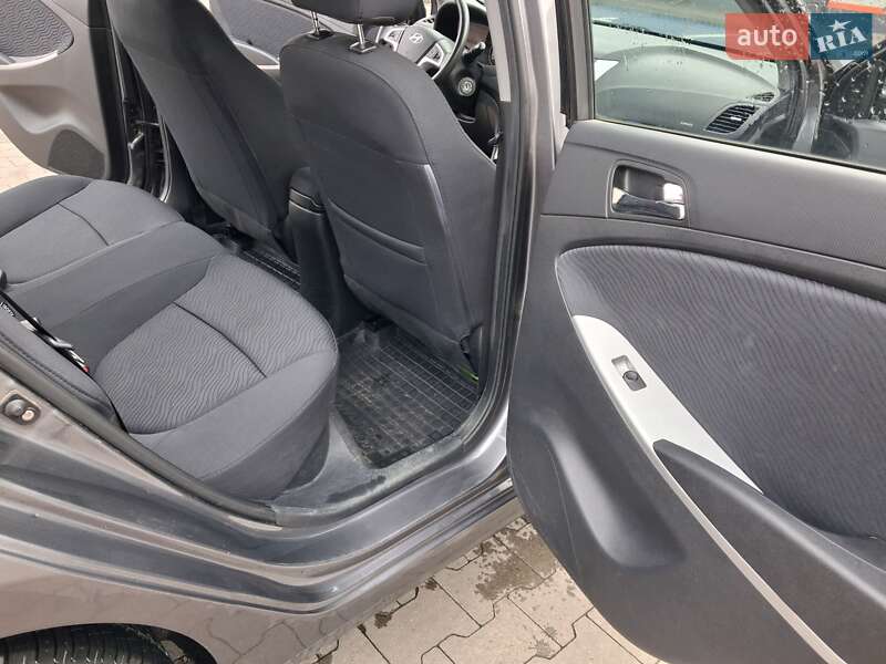 Седан Hyundai Accent 2011 в Яворове фото 11 Седан Hyundai Accent 2011 в Яворове