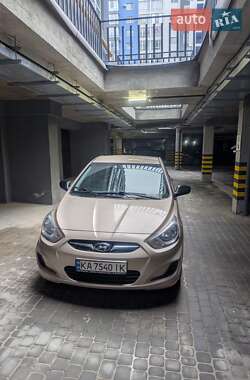 Седан Hyundai Accent 2013 в Івано-Франківську