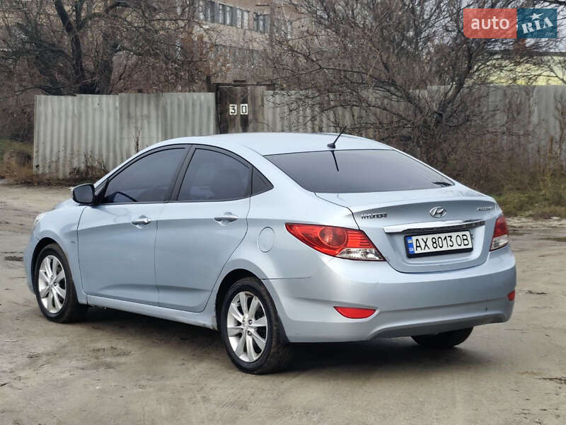 Седан Hyundai Accent 2011 в Харькове