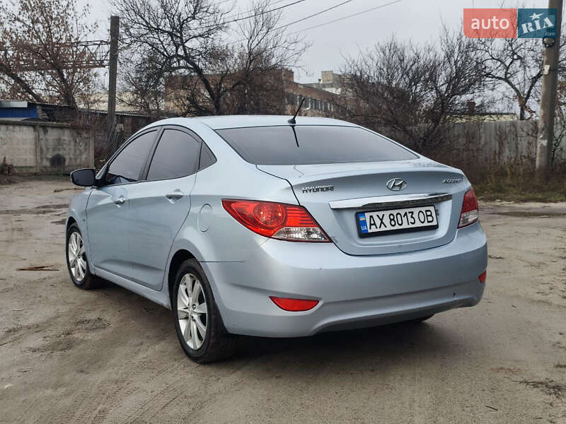 Седан Hyundai Accent 2011 в Харькове