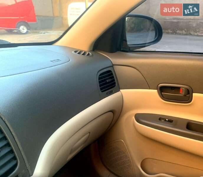 Седан Hyundai Accent 2008 в Харкові фото 2 Седан Hyundai Accent 2008 в Харкові