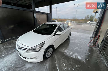 Седан Hyundai Accent 2016 в Киеве