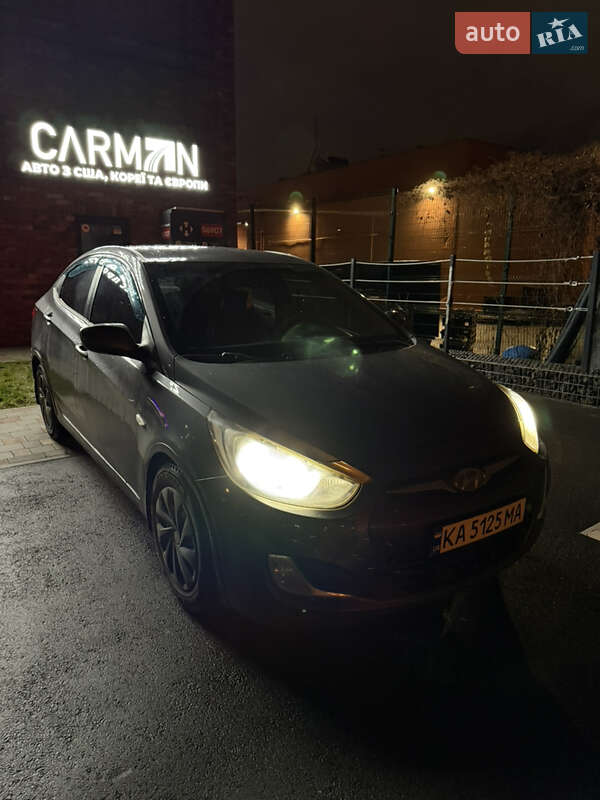 Седан Hyundai Accent 2011 в Киеве