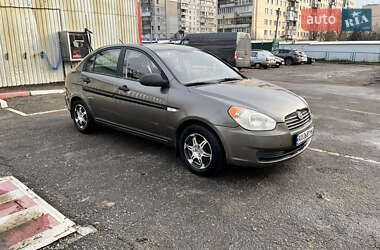 Седан Hyundai Accent 2008 в Харькове
