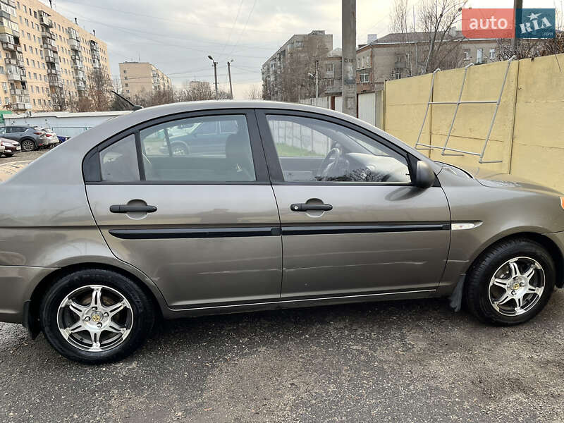 Седан Hyundai Accent 2008 в Харькове