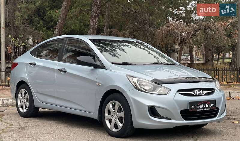Седан Hyundai Accent 2011 в Николаеве
