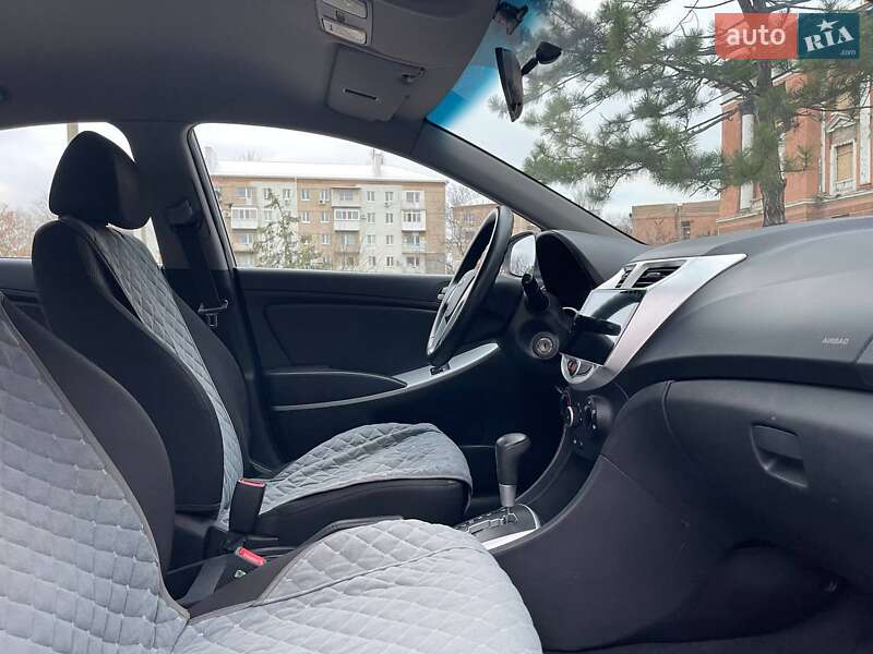 Седан Hyundai Accent 2011 в Николаеве