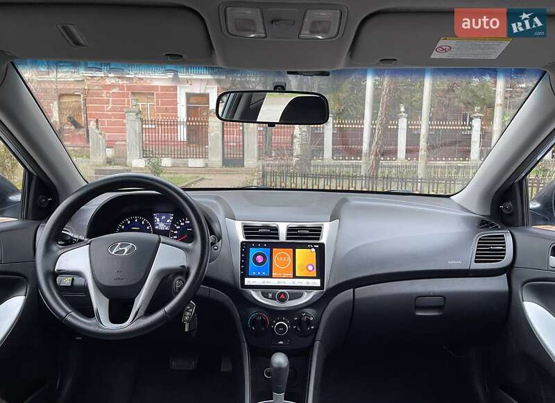Седан Hyundai Accent 2011 в Николаеве