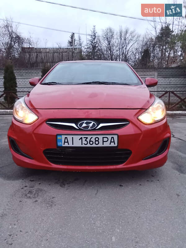 Хэтчбек Hyundai Accent 2012 в Житомире