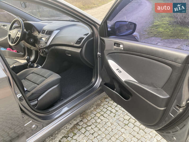 Седан Hyundai Accent 2016 в Харкові